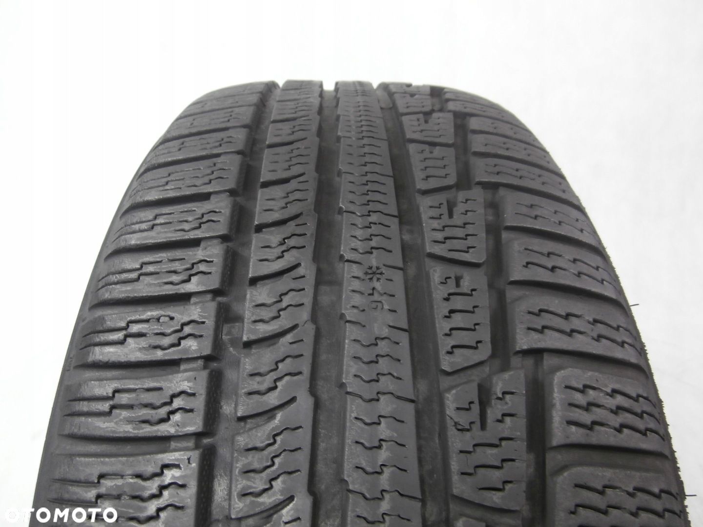1X opona 235/55R17 NOKIAN WR A3 - 1