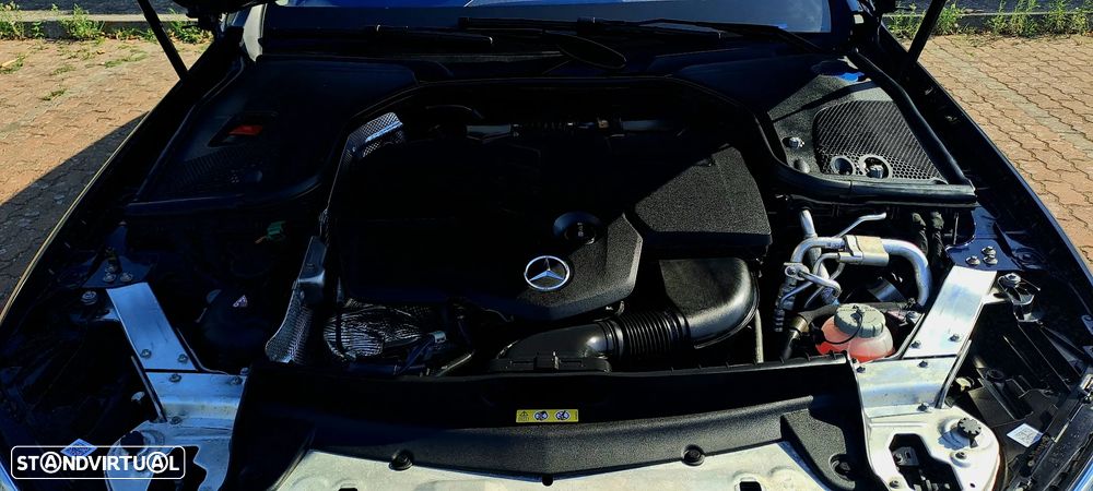 Mercedes-Benz E 300 Bluetec Hybrid Avantgarde - 28