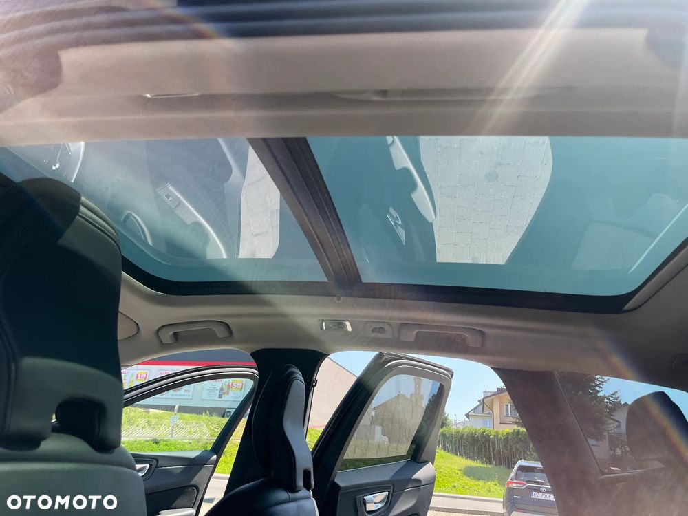 Volvo XC 60 - 35