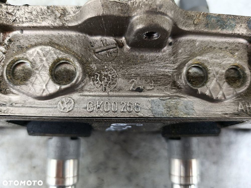 LISTWA WTRYSKOWA BENZYNA VW PASSAT B6 GK00266 1.6 FSI - 1