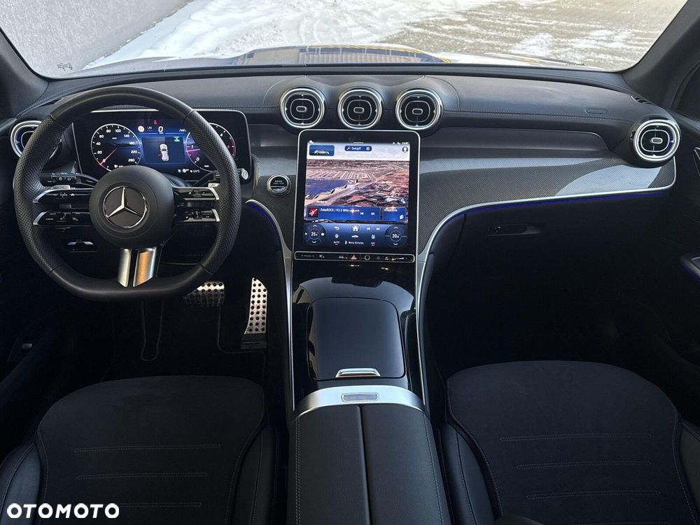 Mercedes-Benz GLC - 16