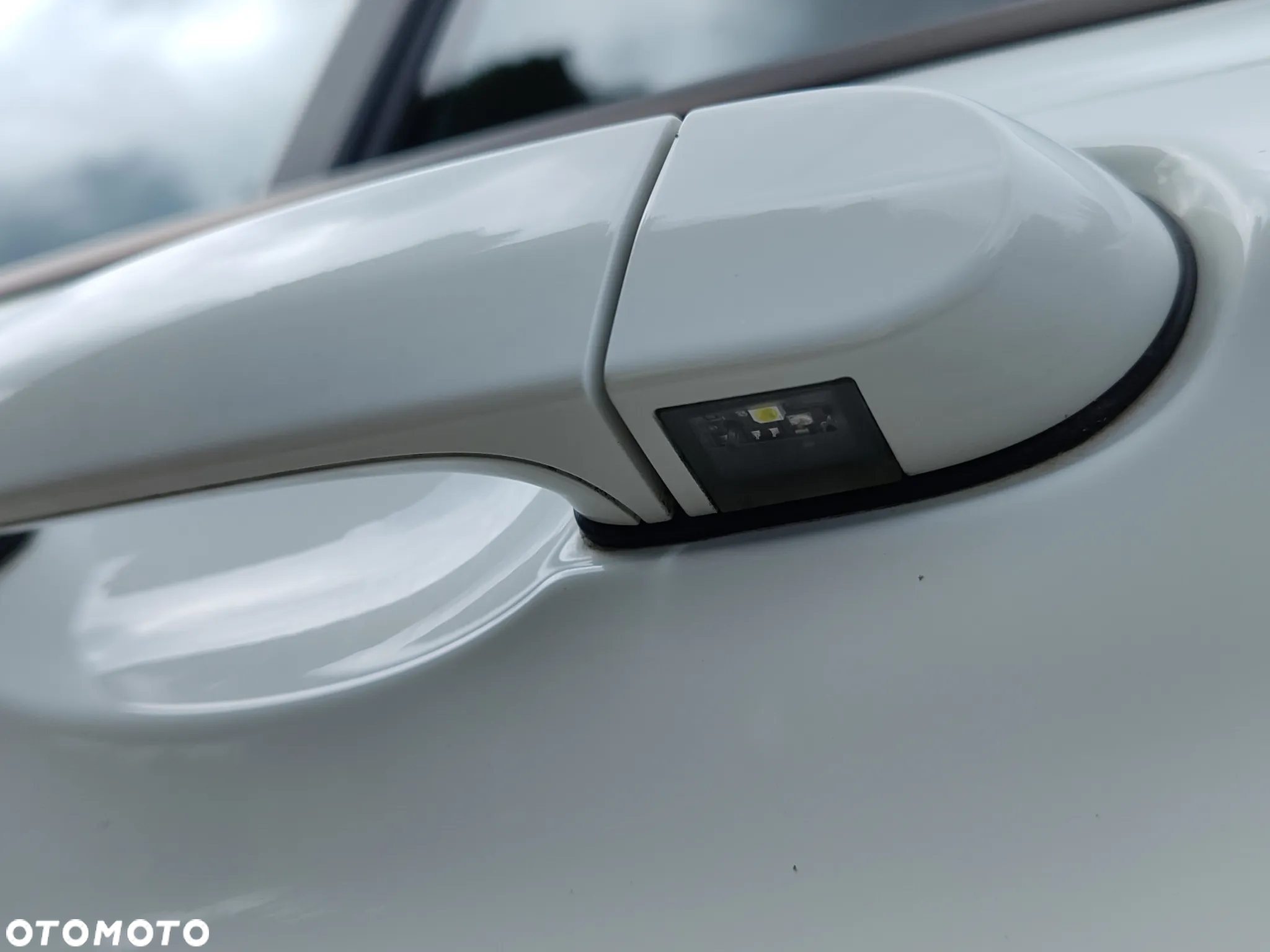 BMW Seria 1 116d - 13