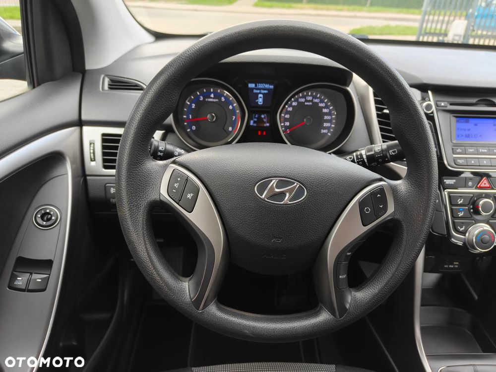 Hyundai i30 1.4 Style - 28