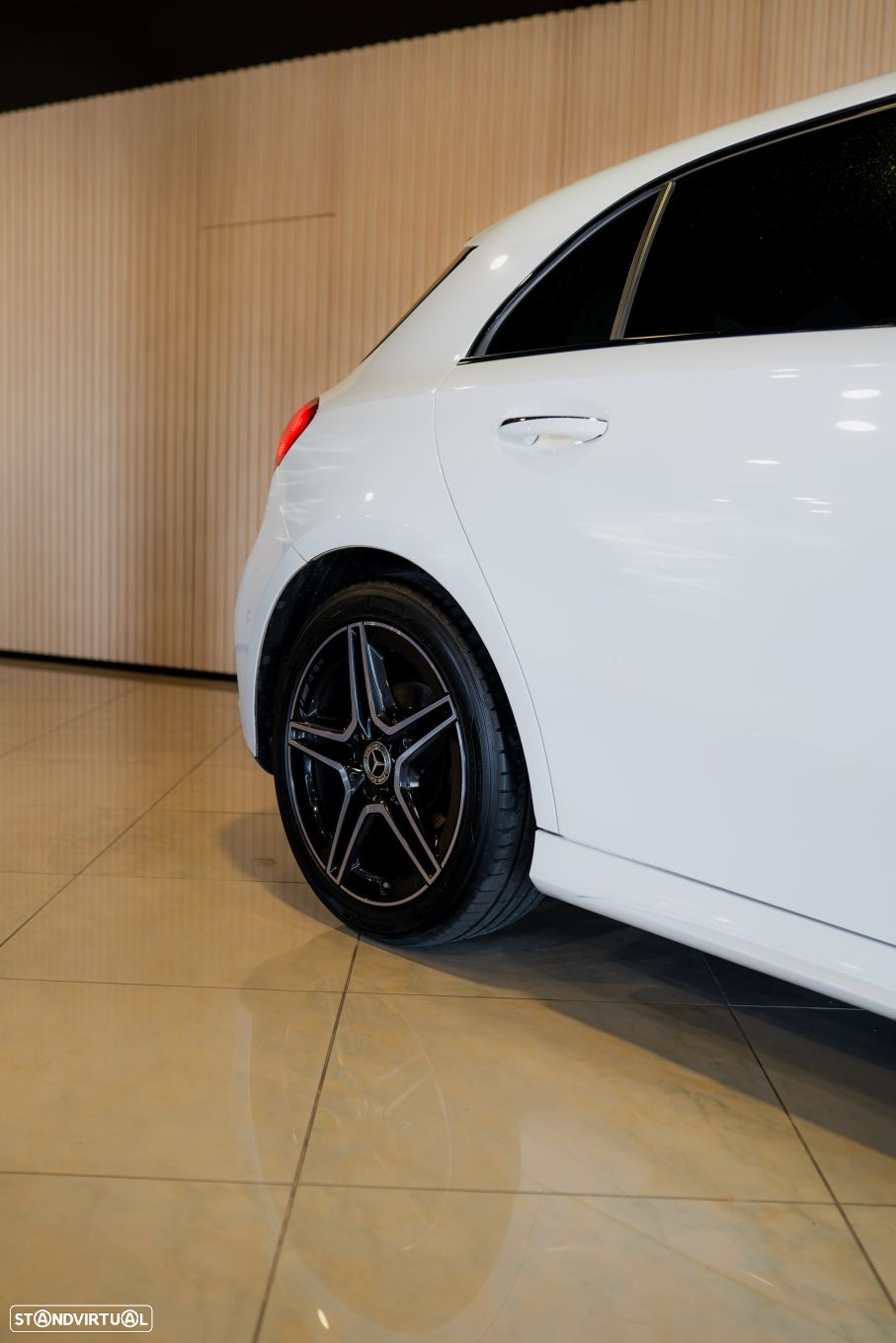 Mercedes-Benz A 180 d AMG Line - 9