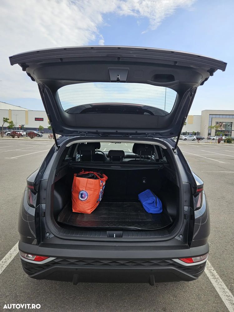 Hyundai Tucson - 8