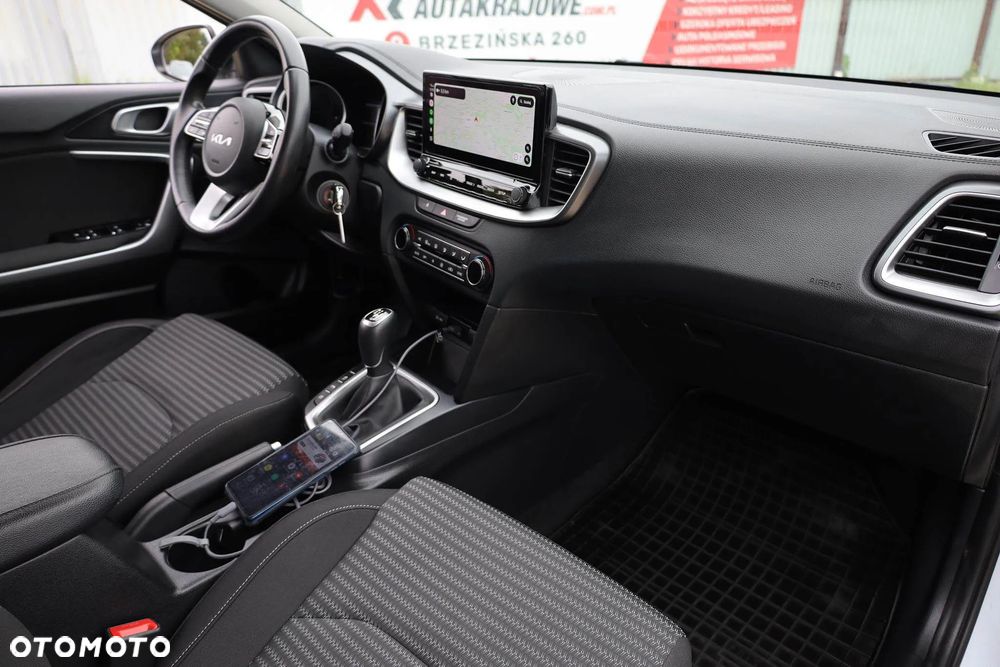 Kia Ceed 1.5 T-GDI M - 38