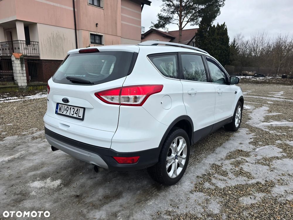 Ford Kuga 1.6 EcoBoost 4WD Titanium Plus - 4