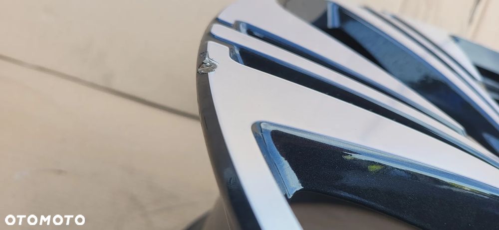 FELGA 9.5X22 ET36 AUDI Q8 E TRON 4KE601025AM - 9