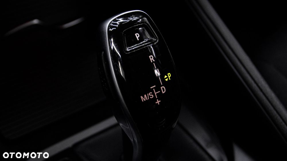BMW X1 sDrive18d Advantage - 23