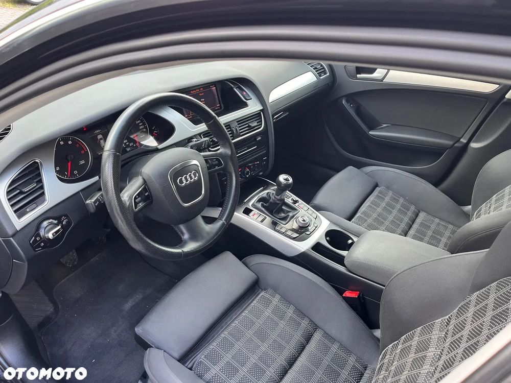 Audi A4 Avant 1.8 TFSI Attraction - 9