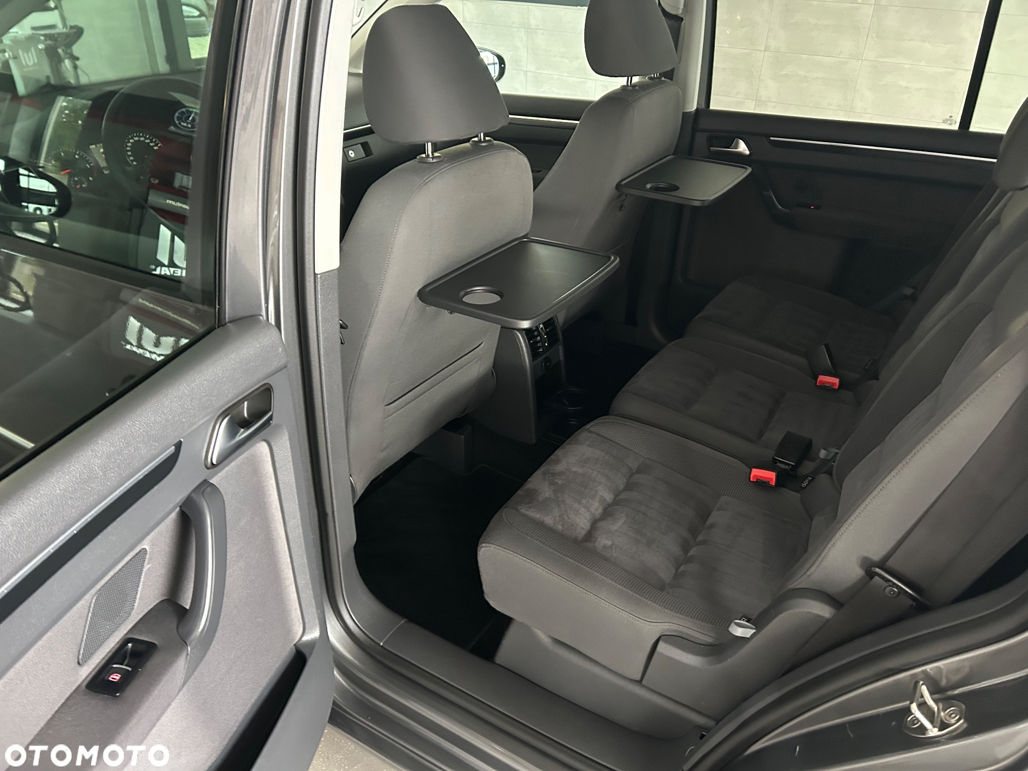Volkswagen Touran 2.0 TDI BMT Comfortline Plus DSG - 19
