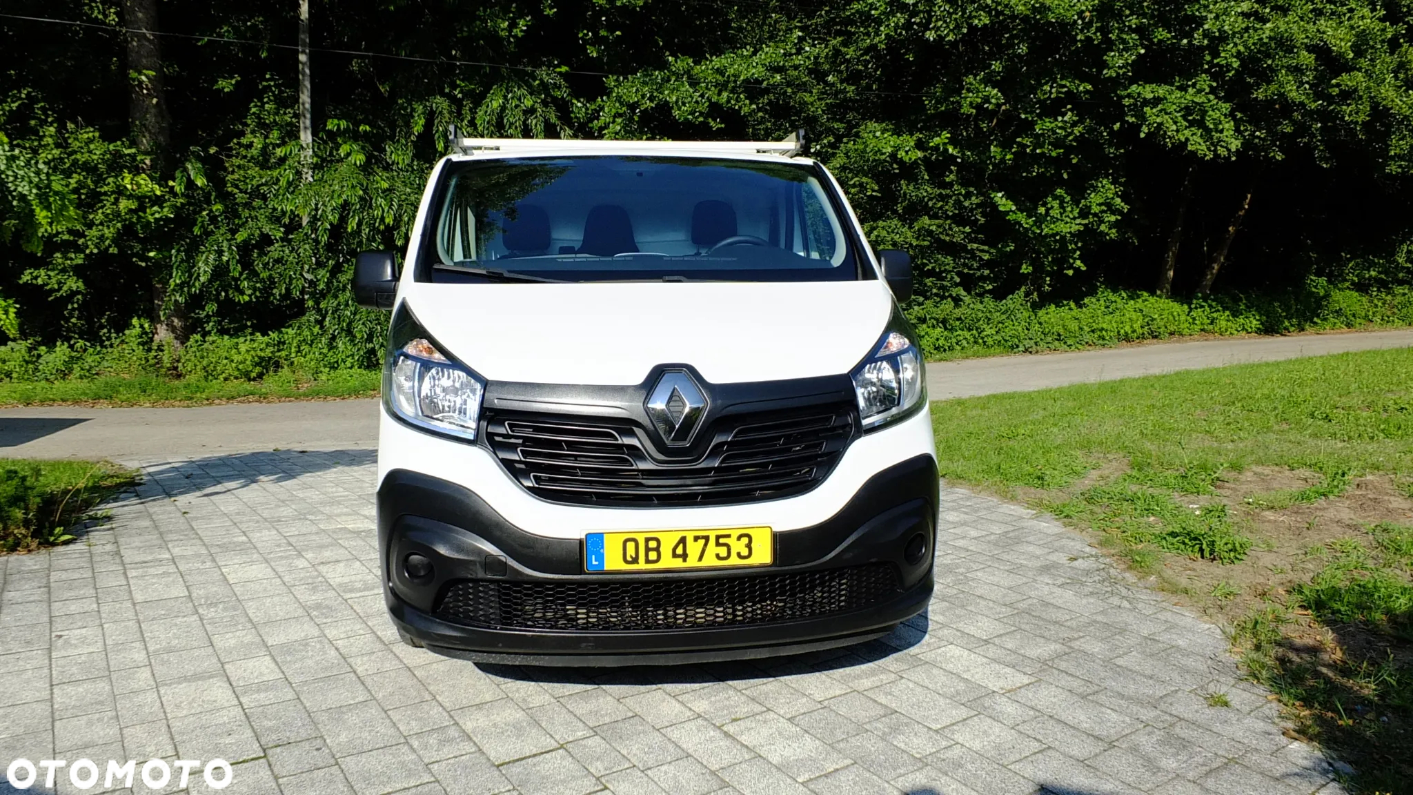 Renault Trafic - 2