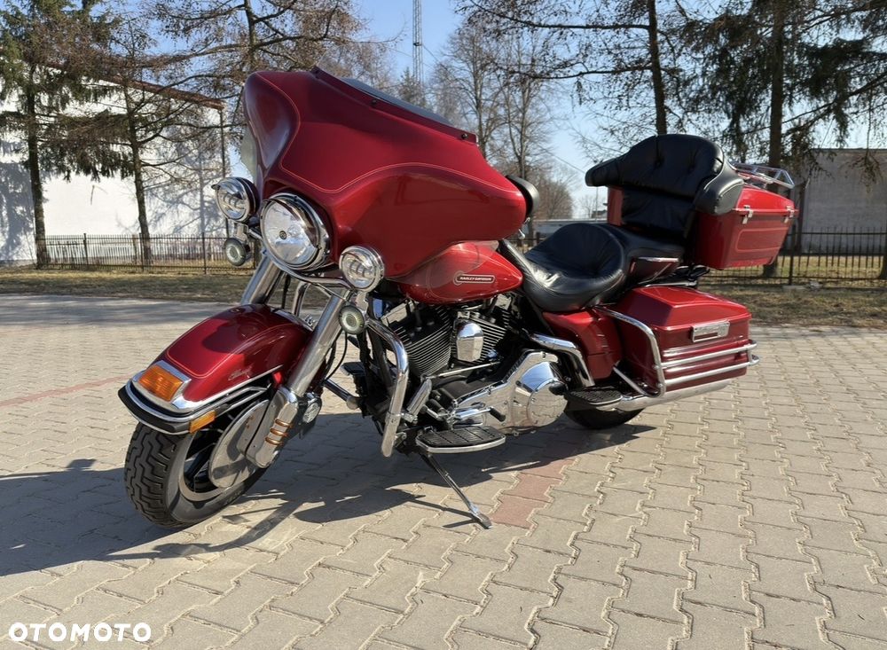 Harley-Davidson FLHTCU Ultra - 1