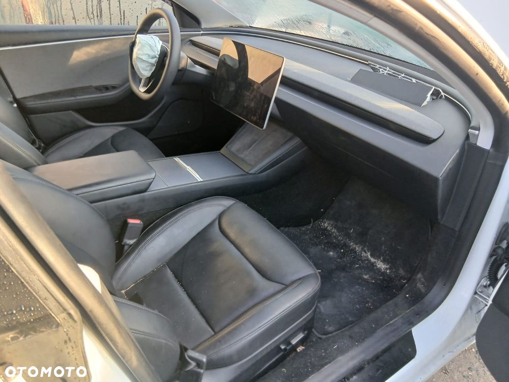 Tesla Model 3 RWD - 18