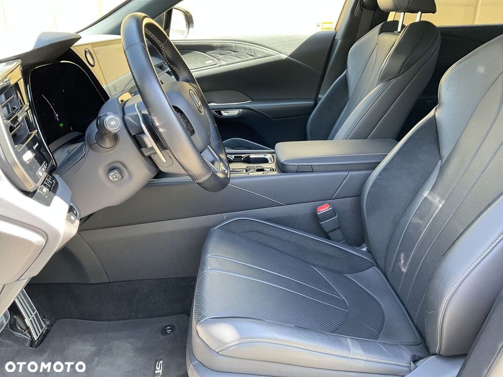 Lexus RX - 21