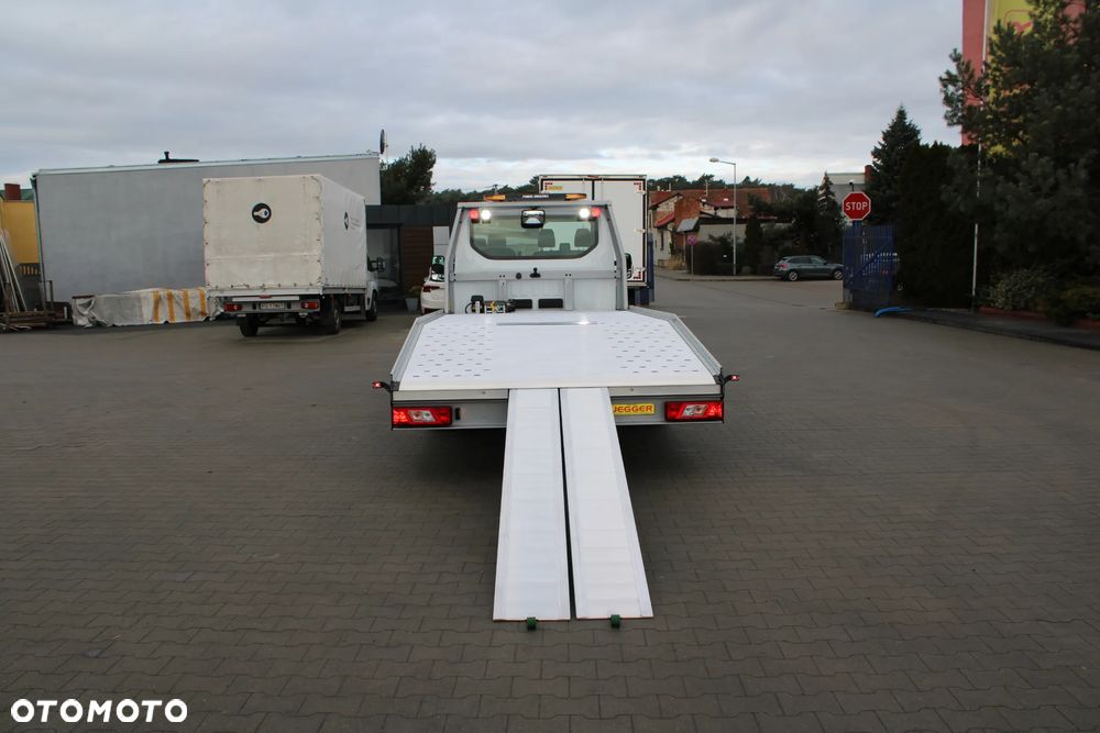 Ford Transit - 10