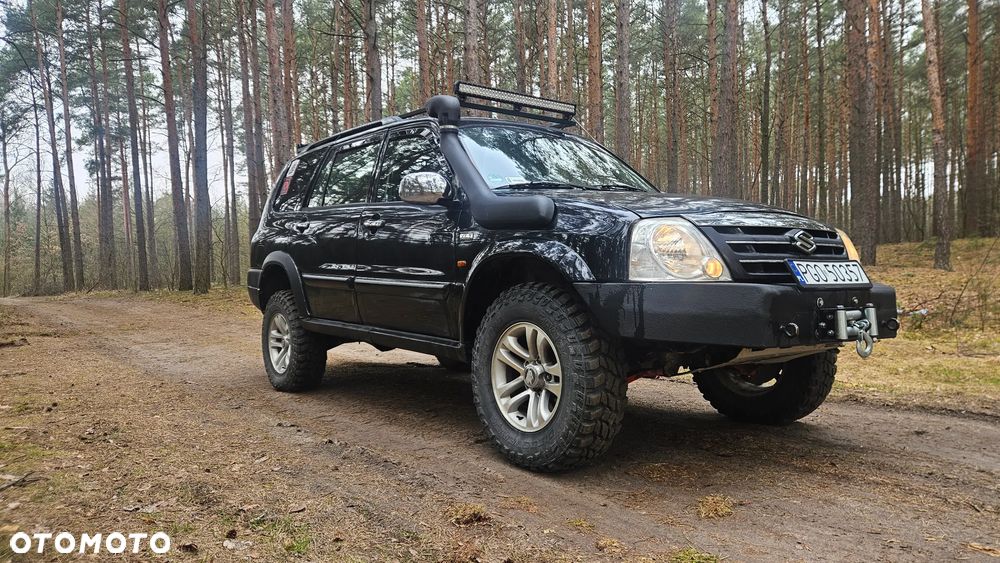 Suzuki Grand Vitara 2.7 V6 - 4
