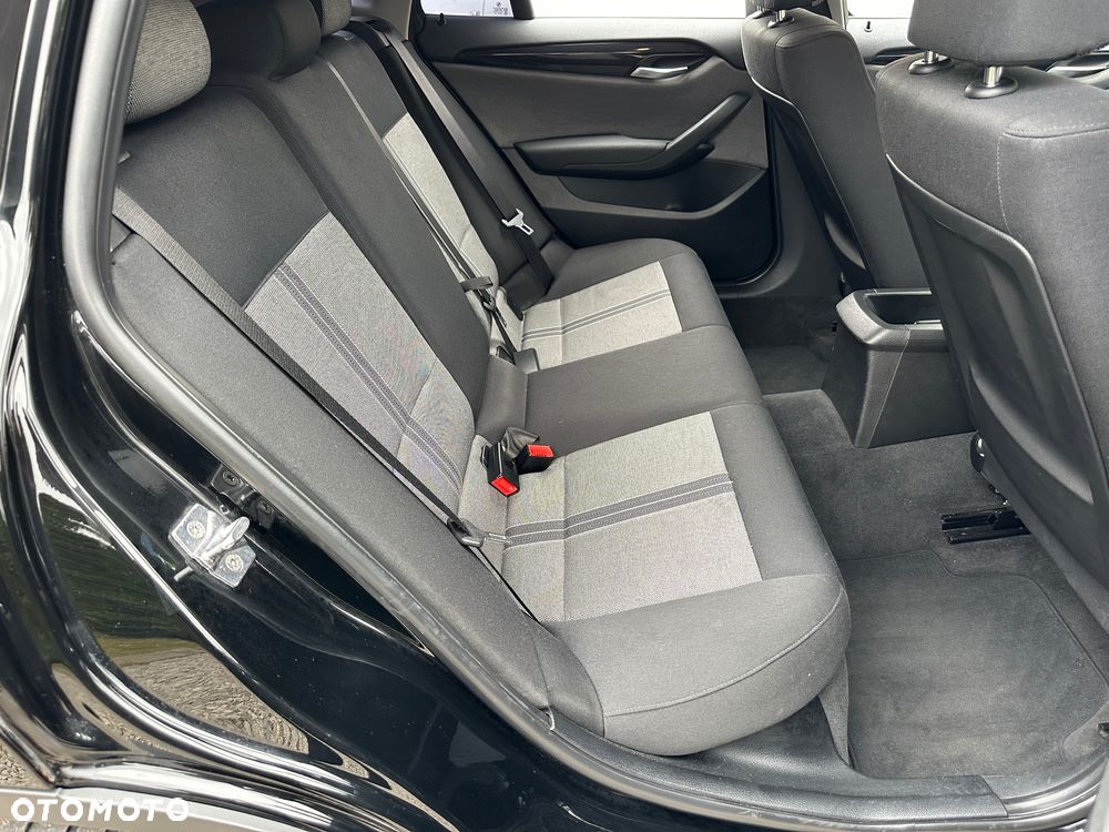 BMW X1 sDrive20d - 17