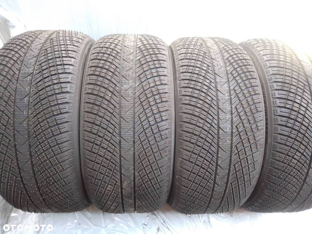 Yokohama Advan Winter V907 255/40 R20 101W 2025 - 1
