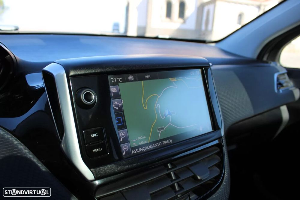 Peugeot 2008 1.6 BlueHDi Allure - 36