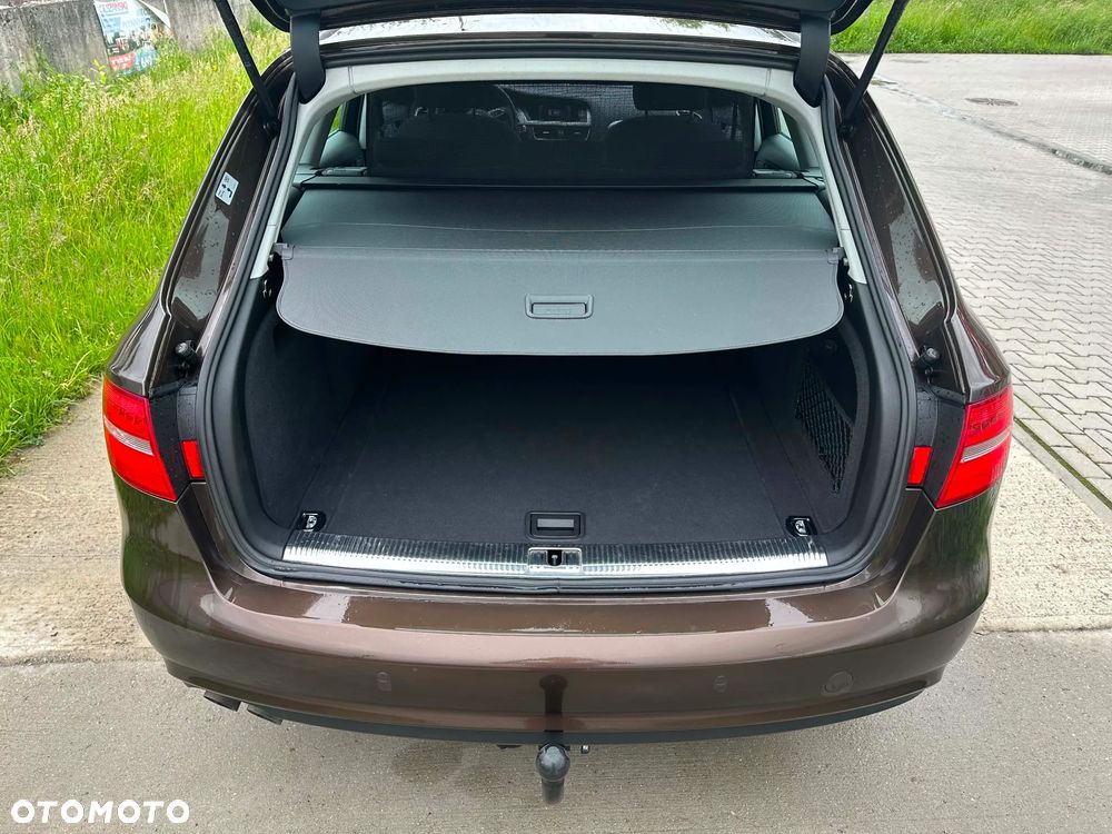 Audi A4 Avant 2.0 TDI DPF quattro Attraction - 15