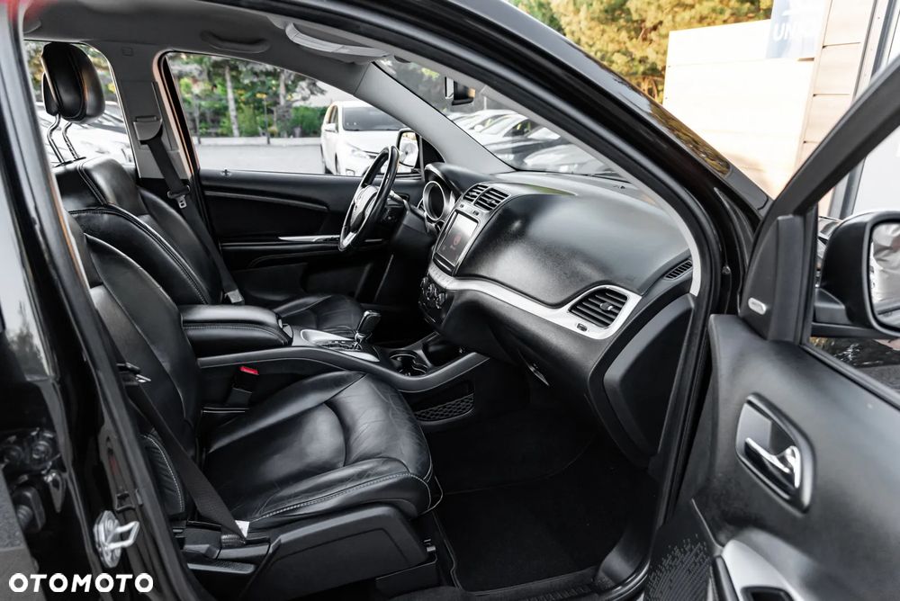 Fiat Freemont 2.0 Multijet 16V DPF Automatik Allrad Lounge - 25