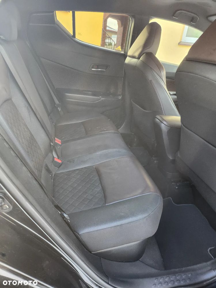 Toyota C-HR 1.8 Hybrid Prestige - 23