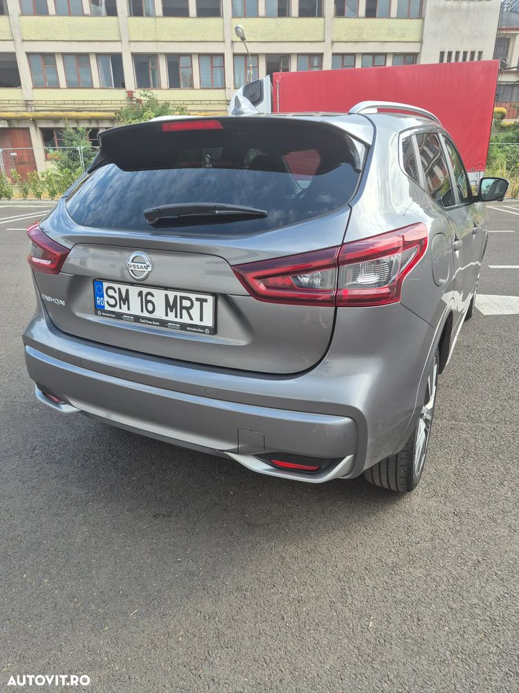 Nissan Qashqai 1.7 dCi Xtronic ALL-MODE 4x4i TEKNA+ - 6