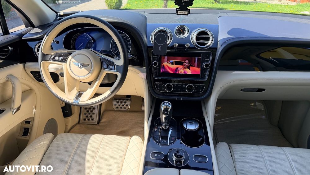 Bentley Bentayga - 15