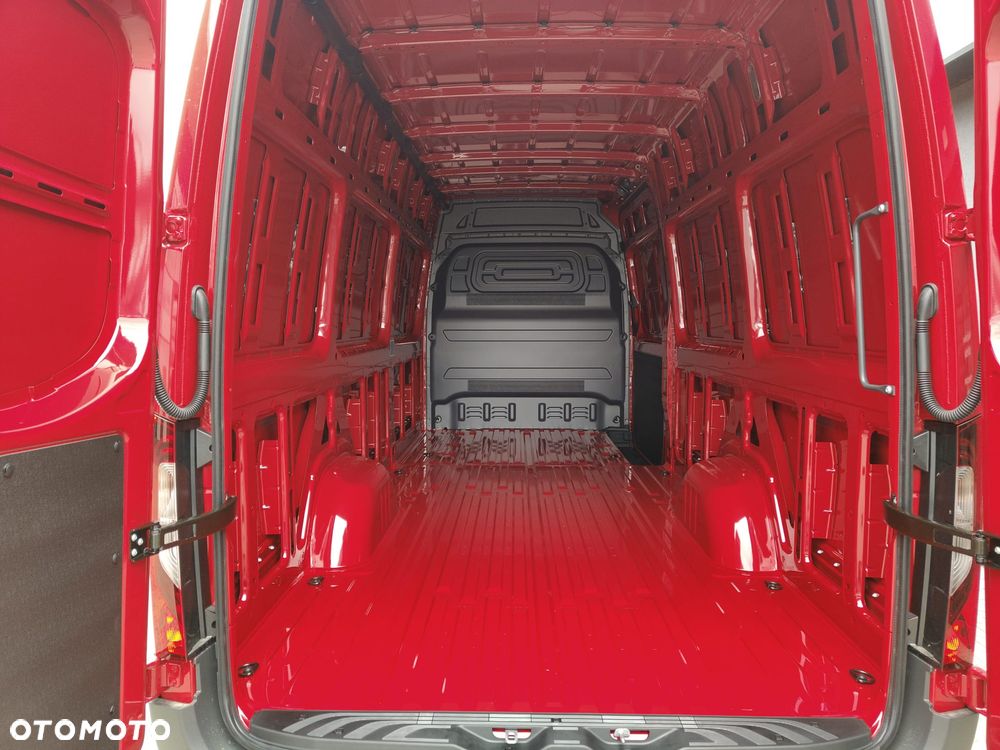 Mercedes-Benz Sprinter - 17