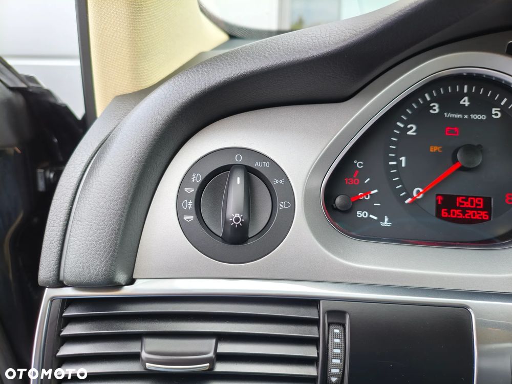 Audi A6 Avant 3.2 FSI tiptronic quattro - 29