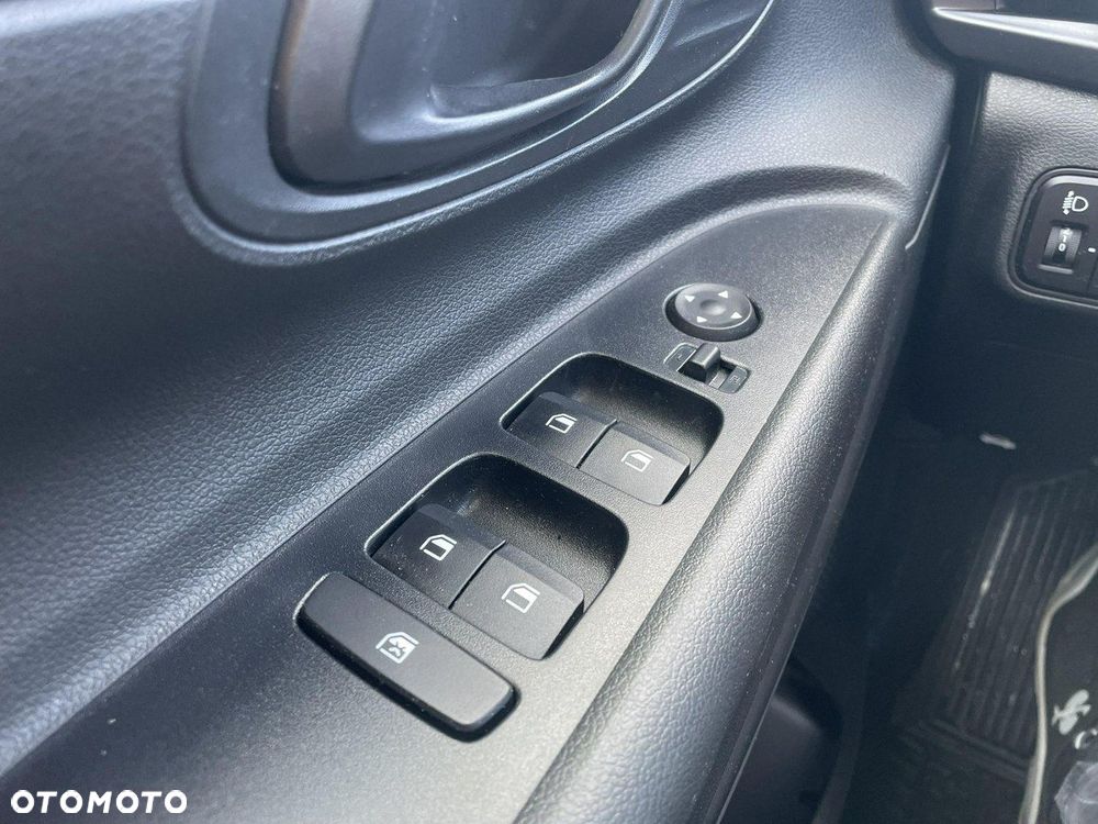 Hyundai i20 1.2 Pure - 23