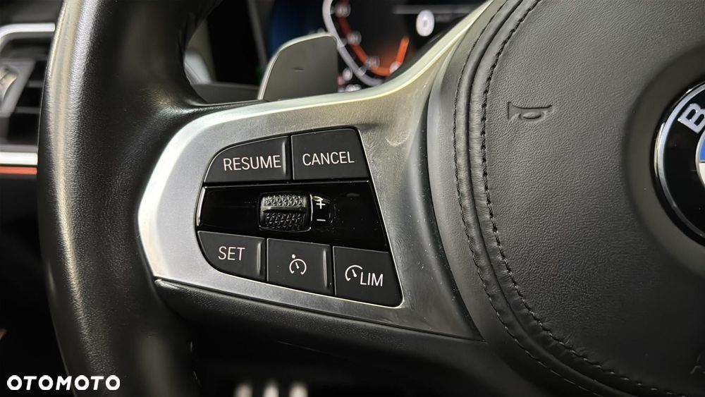 BMW Seria 3 330i M Sport sport - 27