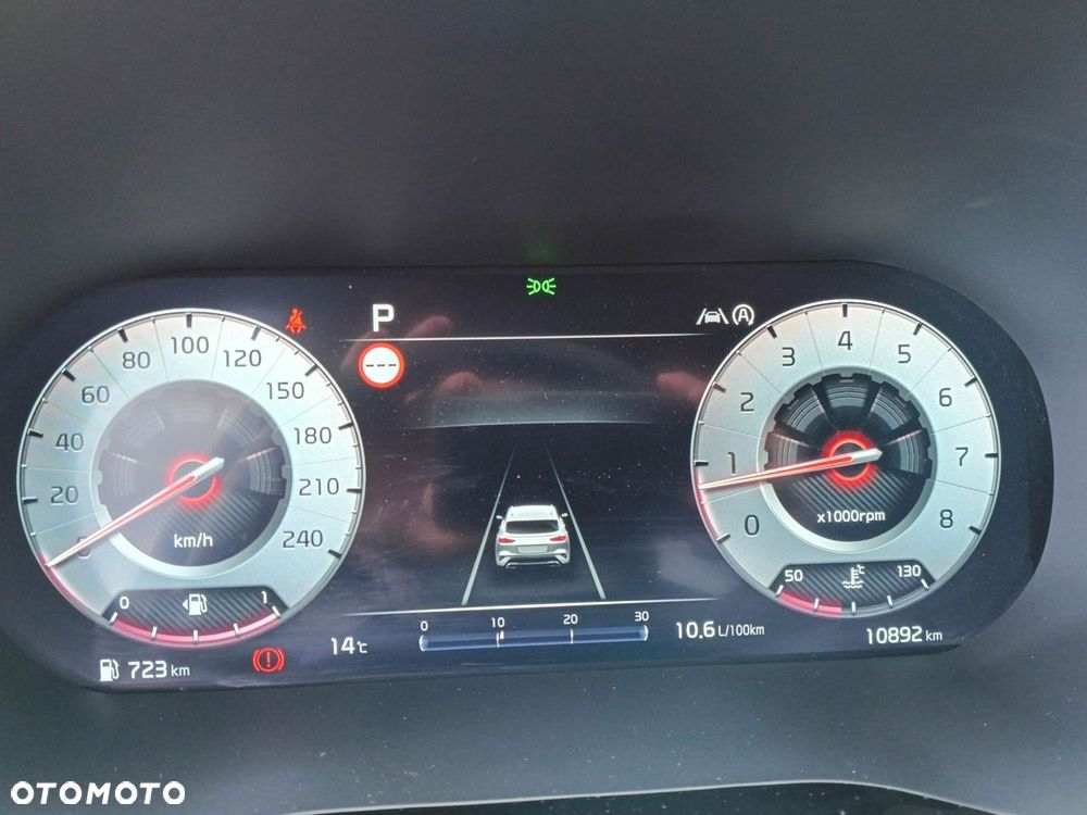 Kia XCeed 1.5 T-GDI Business Line DCT - 14