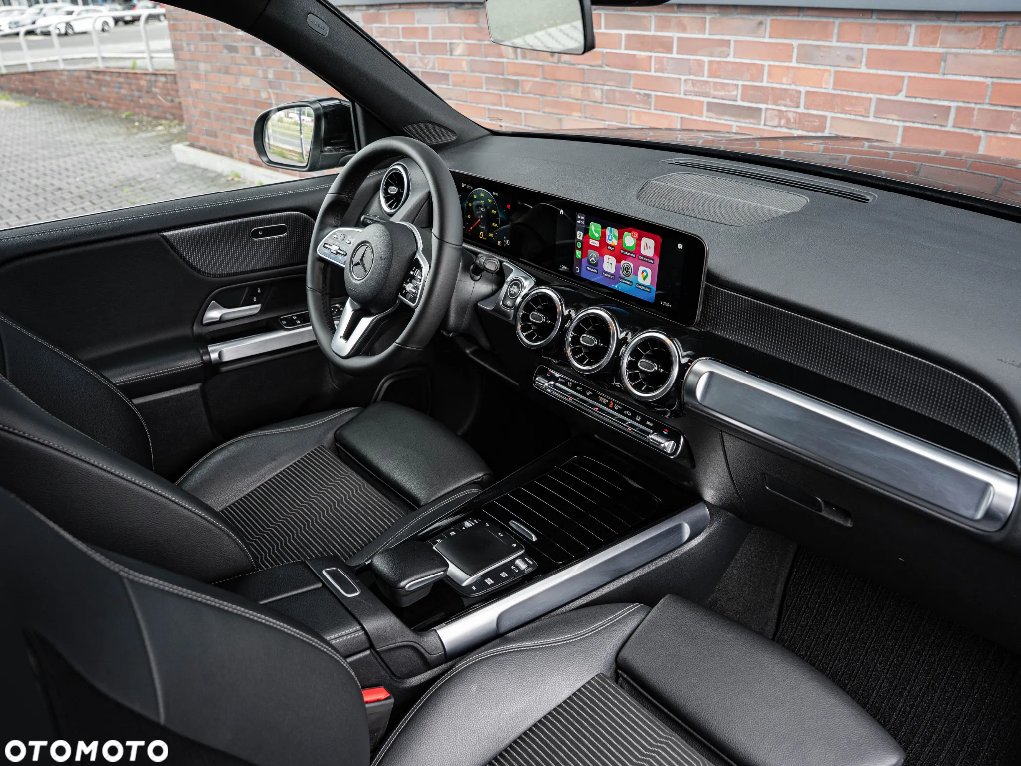 Mercedes-Benz GLB 220 d 4-Matic Progressive 8G-DCT - 24