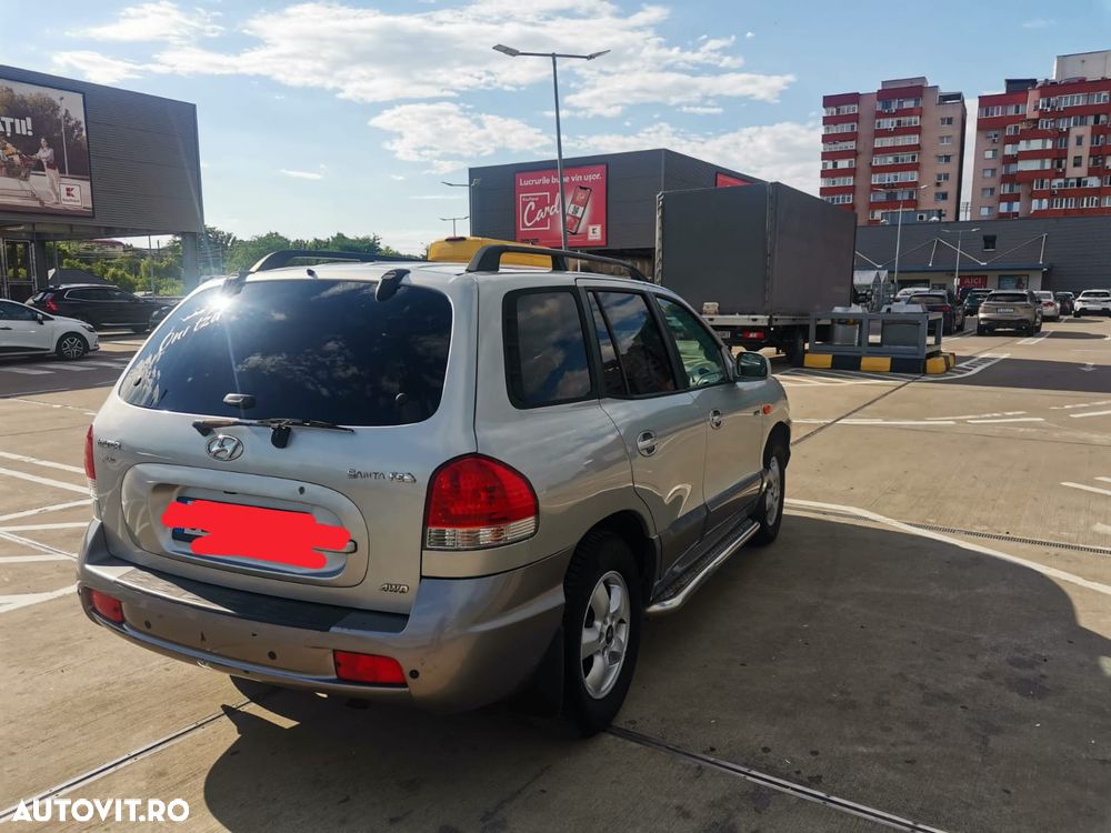 Hyundai Santa Fe - 3