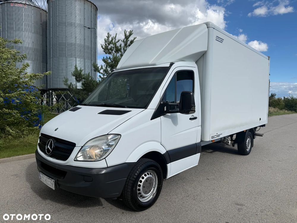 Mercedes-Benz Sprinter - 1