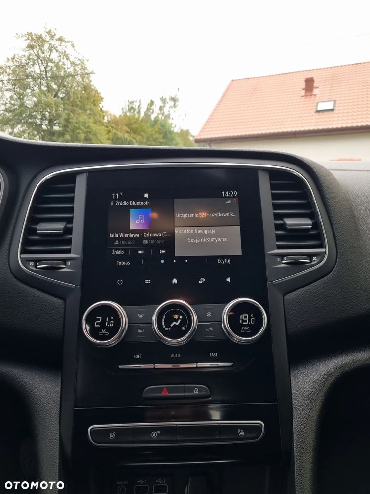 Renault Megane TCe 140 GPF ZEN - 16