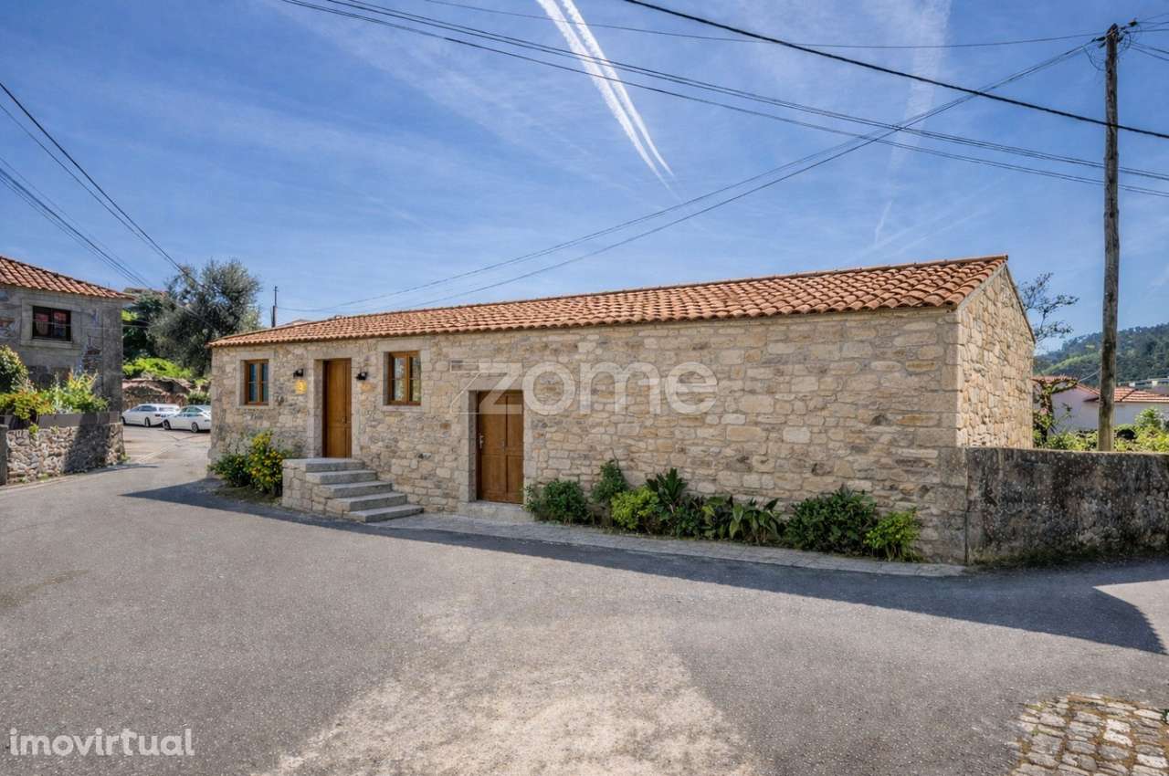 Moradia e Ruina a 2km do Centro de Cabeceiras de Basto - Grande imagem: 3/58