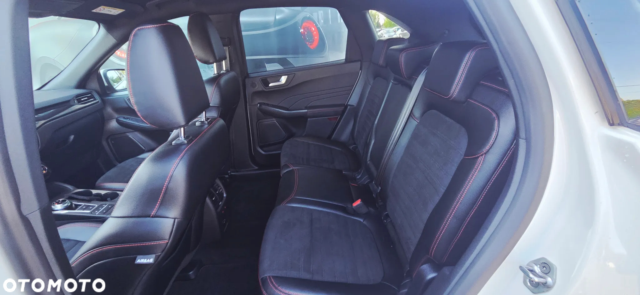 Ford Kuga - 34