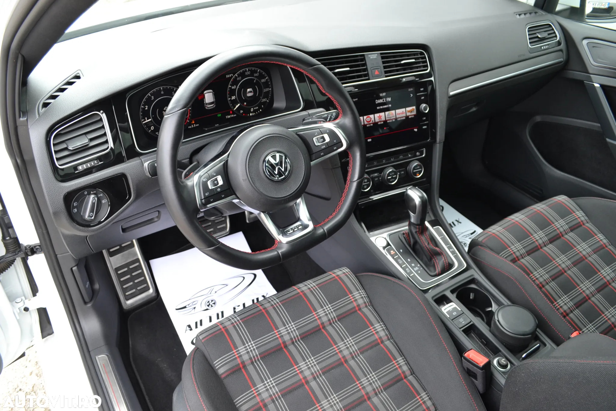 Volkswagen Golf 2.0 TSI DSG GTI Performance - 10