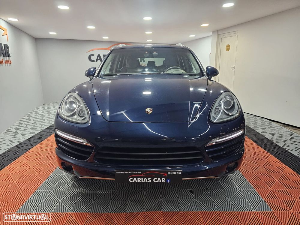 Porsche Cayenne - 4