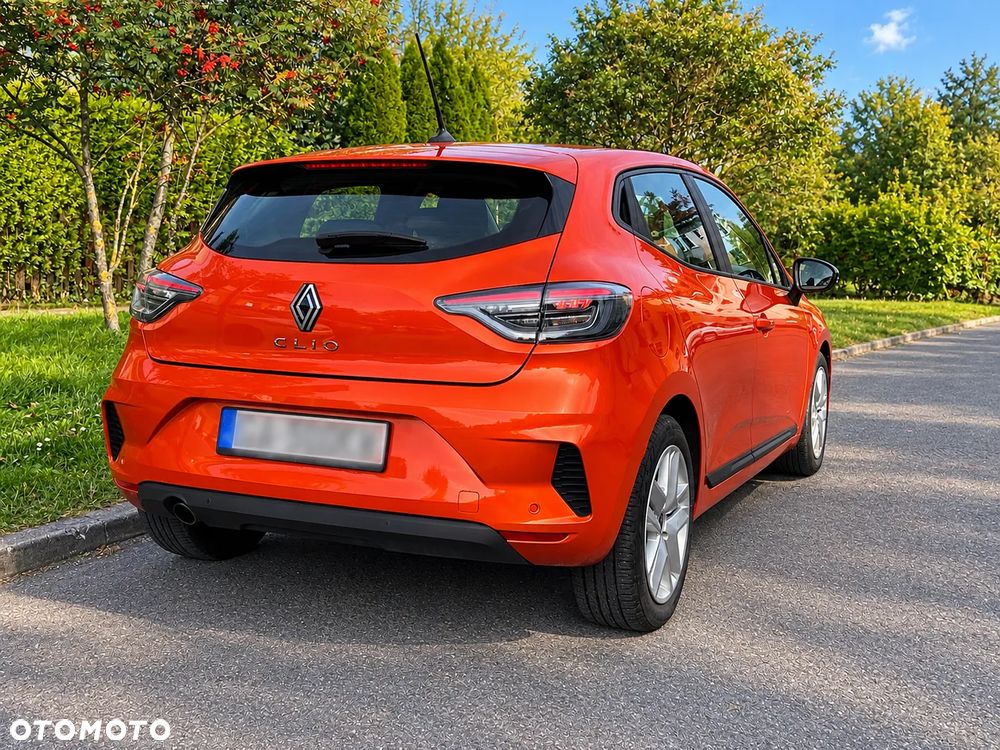 Renault Clio 2024 photo 3