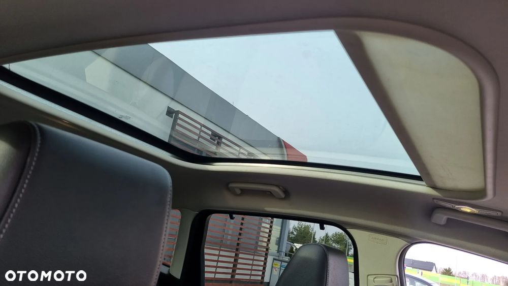 Ford C-MAX 2.0 TDCi Start-Stop-System Titanium - 13