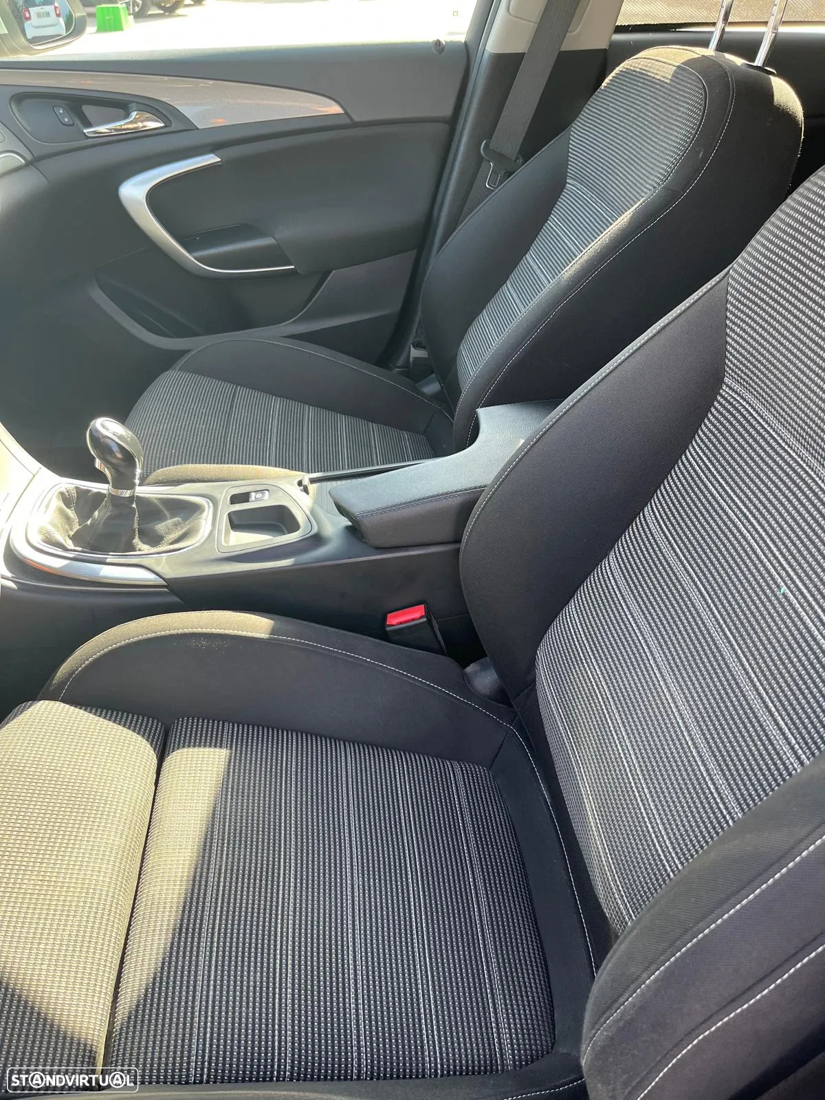 Opel Insignia Sports Tourer - 10