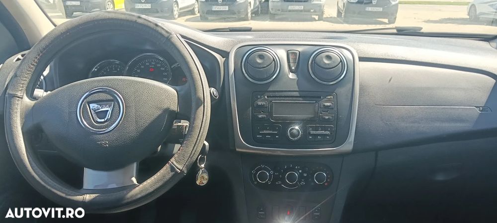 Dacia Sandero 1.2 Laureate - 5