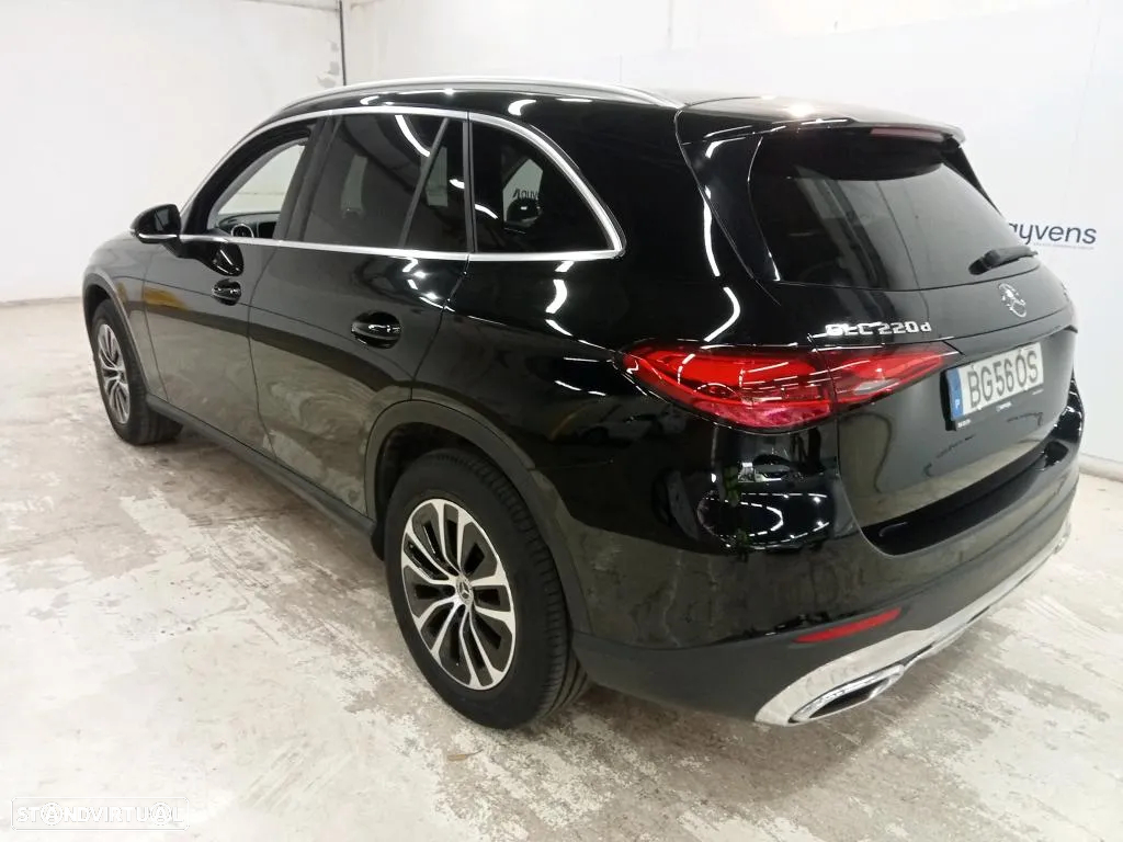 Mercedes-Benz GLC 220 d 4Matic - 2