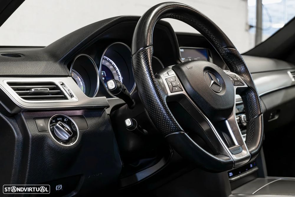 Mercedes-Benz E 300 Bluetec Hybrid Avantgarde - 12