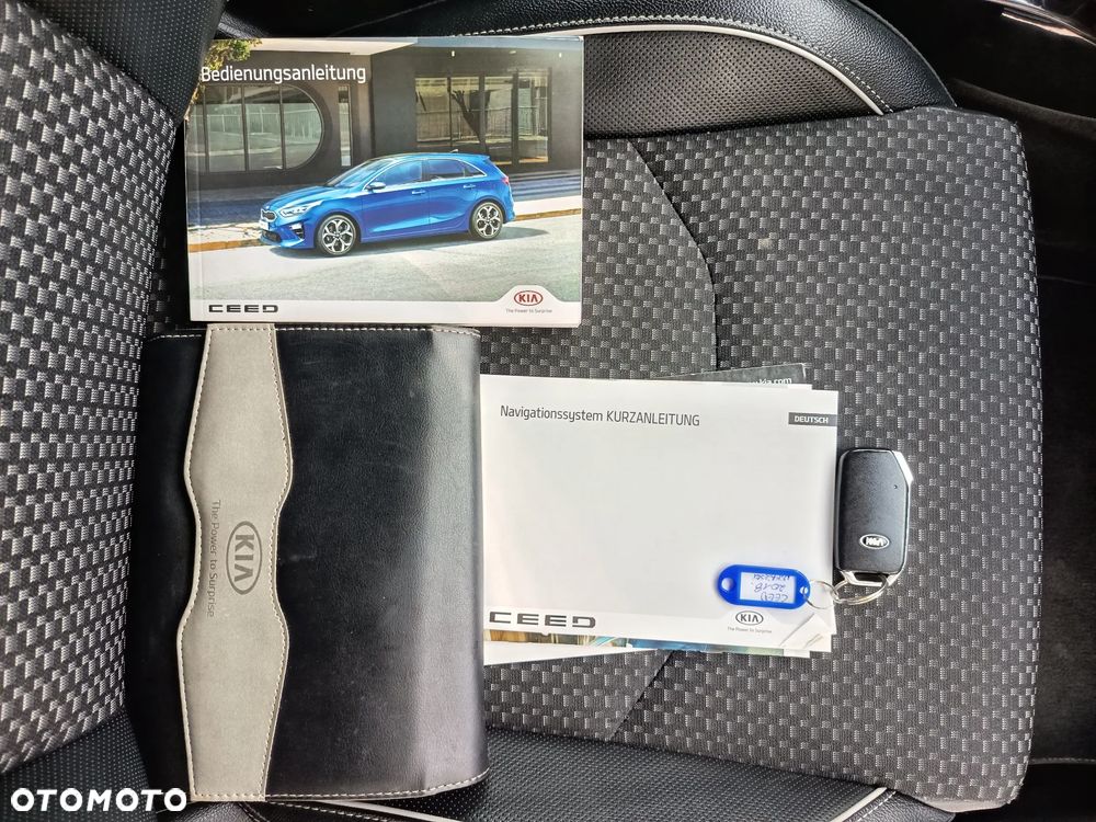 Kia Ceed 1.4 T-GDI DCT OPF Spirit - 37