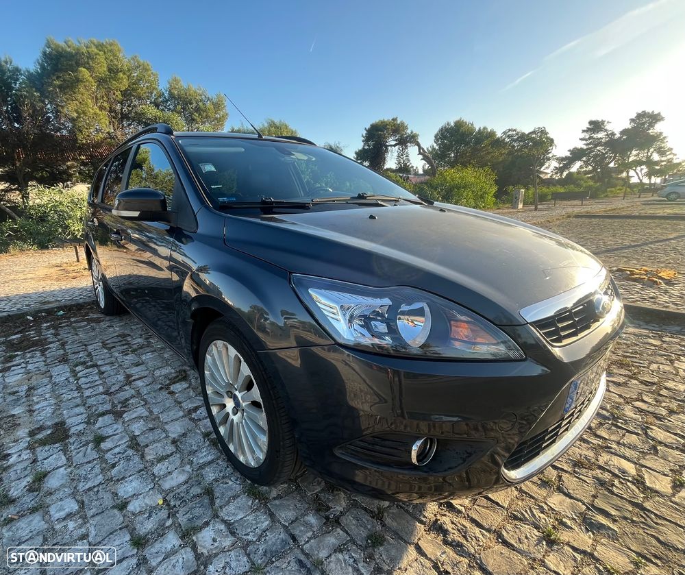 Ford Focus SW - 8